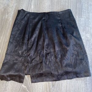 LYANER Elegant Black Skirt
